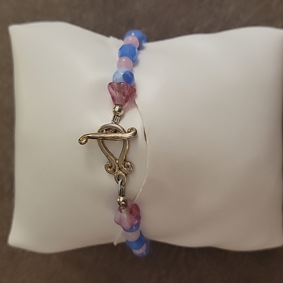 HANDMADE Jade Chinese Crystal Czech Glass Beaded Princess Toggle Bracelet - Picture 4 of 6